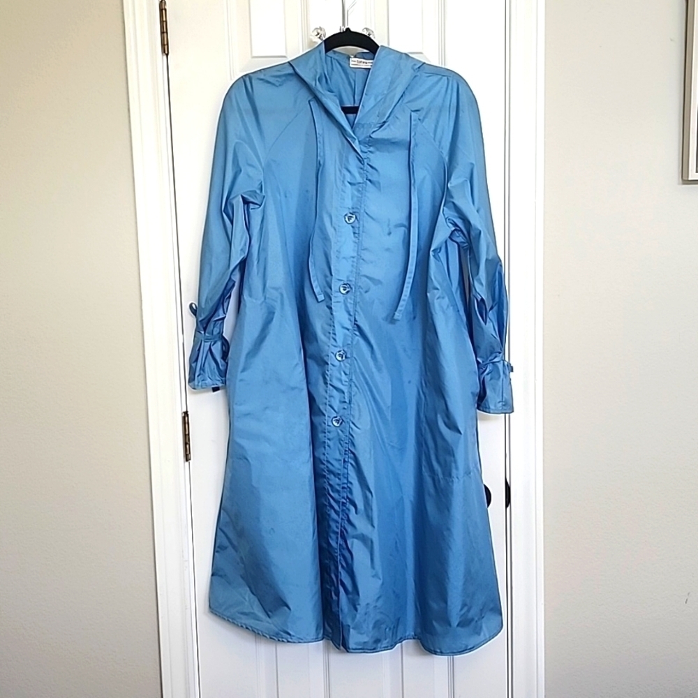 The Totes Coat Vintage Size 8 Blue Raincoat​​​​​